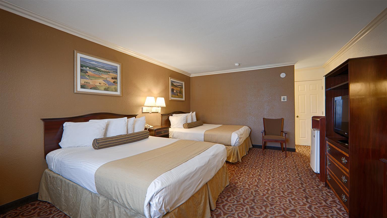 Surestay Hotel By Best Western Hollister Exterior photo
