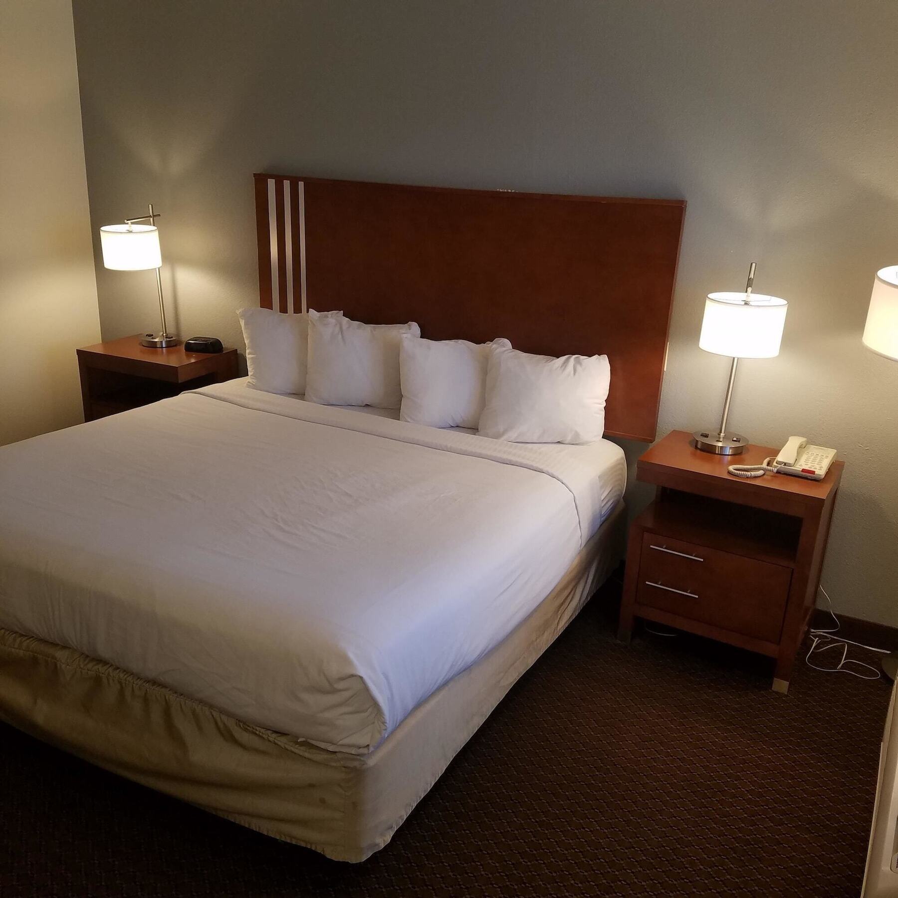 Surestay Hotel By Best Western Hollister Exterior photo
